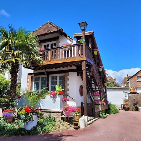Gite Le Balcon Flaubert Форж-лез-О Екстериор снимка